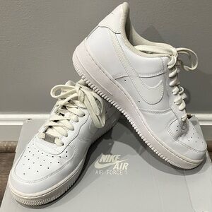 SALE! Nike Air Force 1 Low Top White Sneakers, women’s 8, Great Condition
